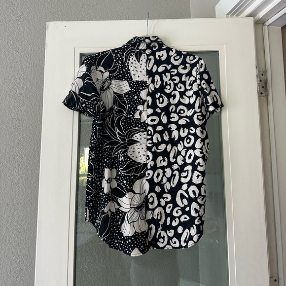 Farm Rio Button Down Top - Picture 4 of 5